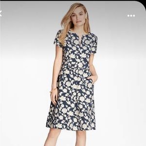 Brooks Brothers Red Fleece Navy Gold Jacquard Dress Sz 10 NWT